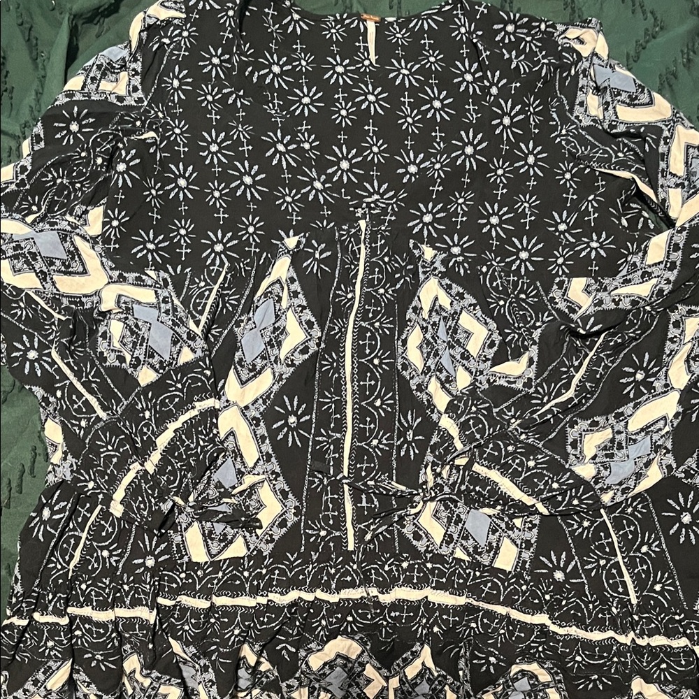 Free People Navy and White Patterned peasant top